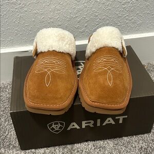 Ariat Jackie Square Toe Slippers 10